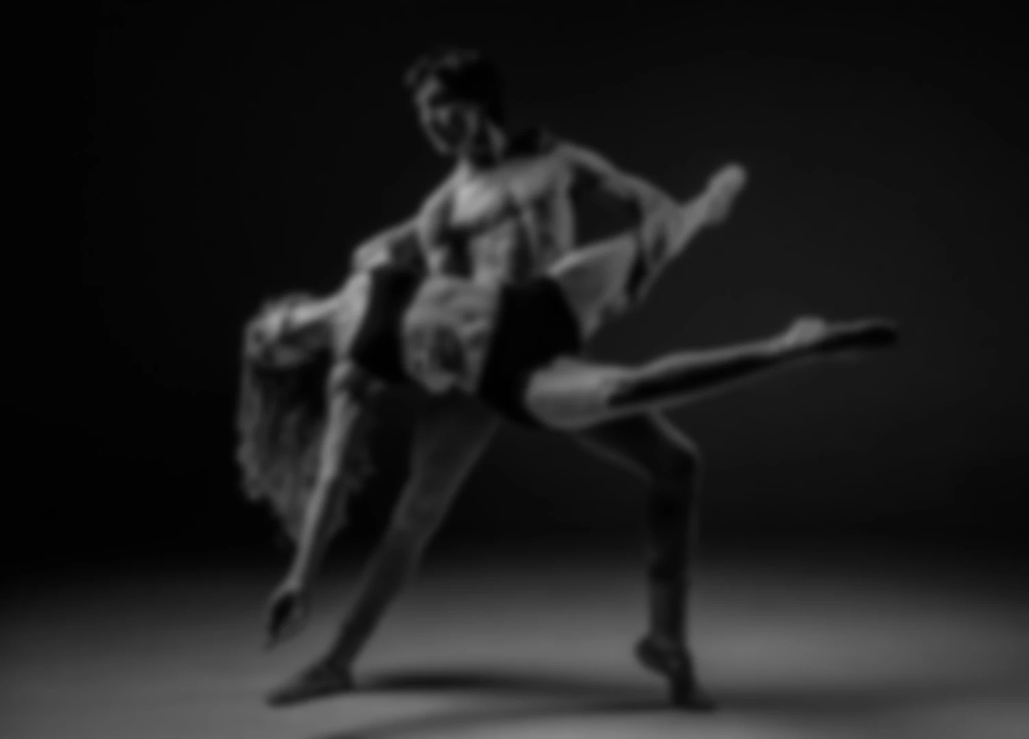 Danby Choi får flest poeng av dommerne i første episode av Skal vi Danse