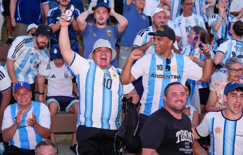 Argentina – Egypt på TV: Kan Salah stoppe Messi?